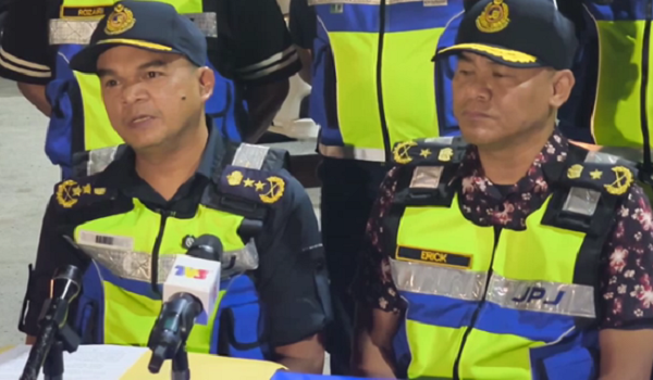 Pengarah Jabatan Pengangkutan Jalan Wilayah Persekutuan Kuala Lumpur Hamidi Adam dalam sidang media di Depoh Sita JPJ WPKL di ibu negara/RTM